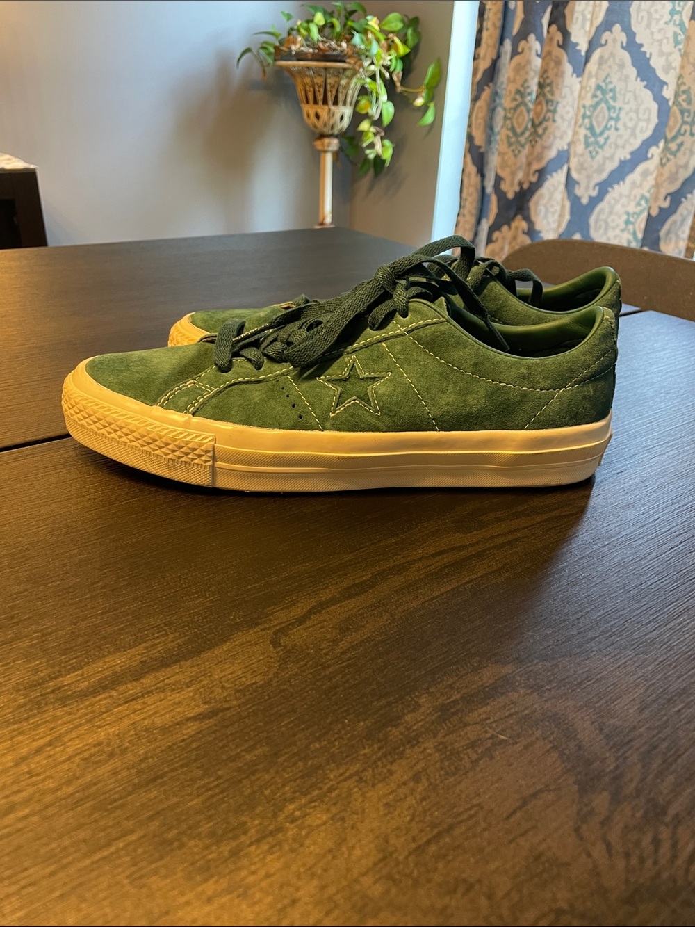 Converse One Star Pro in Midnight Clover/Egret